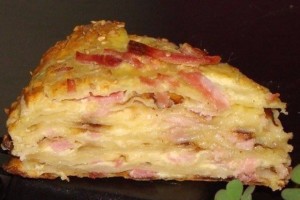 Сырный пирог с ветчиной: отличный способ разнообразить меню!