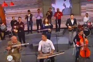 Это исполнение песни Земфиры в восточном стиле привело меня в восторг!